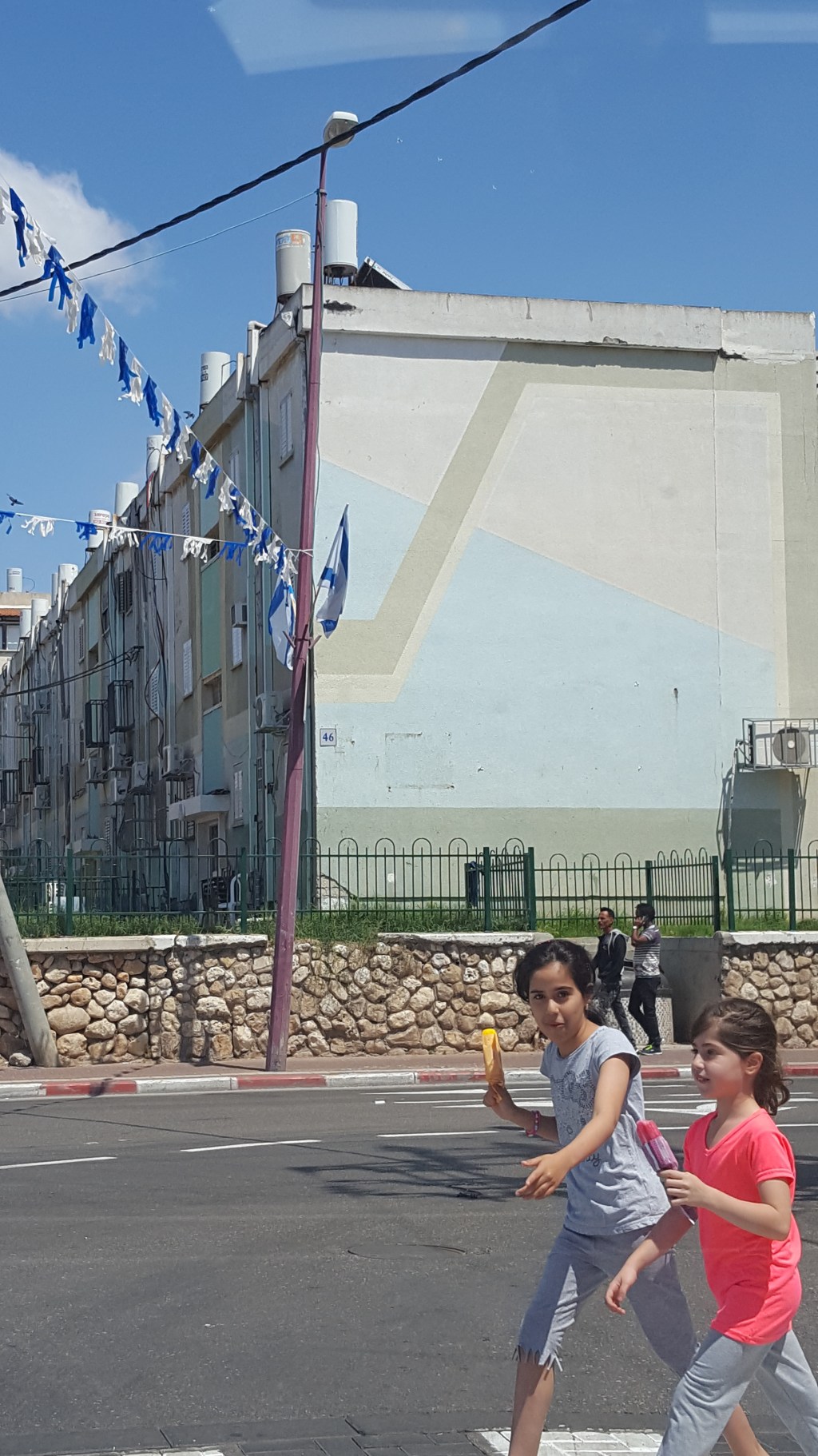 האור של אור יהודה – סיפור, תרבות&nbsp;ושוק