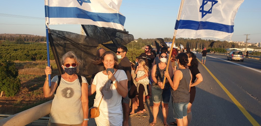 חזרה לארץ – ברוכים&nbsp;הנמצאים